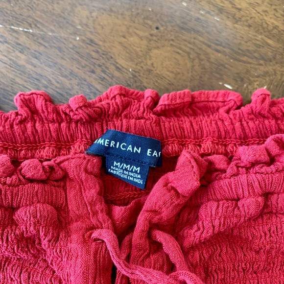 Halter top 🦋 $5 - Picture 2 of 2